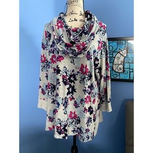 BOGO NWTS Westbound Floral cowl neck pullover top 2X